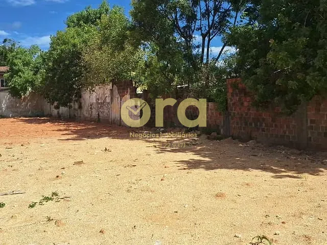 Terreno com 400m², à venda, no bairro Areal em Pelotas