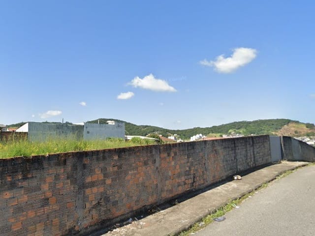 Terreno com 1536m², para alugar, no bairro Ipiranga em São José