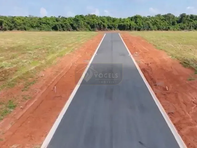 Terreno com 825m², à venda, no bairro Borda da Mata em Holambra