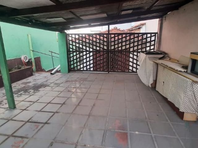 Terreno com 150m², à venda, no bairro Vila Pinheirinho em Santo André