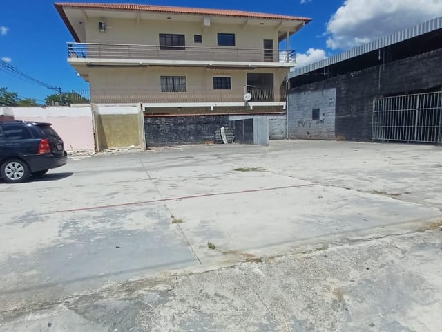 Terreno com 964m², para alugar, no bairro Realengo em Rio de Janeiro