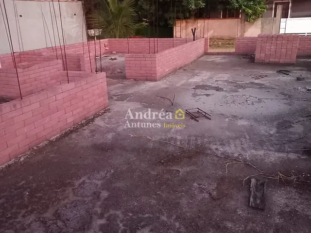 Terreno com 180m², à venda, no bairro Jardim Esperança em Cabo Frio