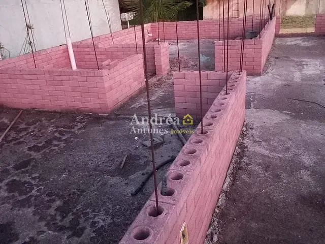 Terreno com 180m², à venda, no bairro Jardim Esperança em Cabo Frio