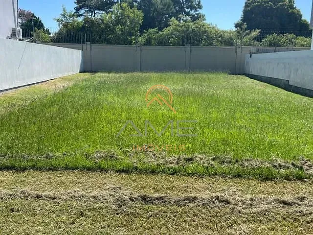 Terreno com 336m², à venda, no bairro Laranjal em Pelotas