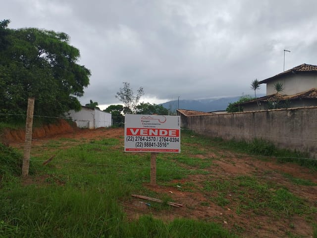 Terreno com 372m², à venda, no bairro Serramar em Rio das Ostras