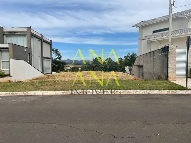 Terreno com 620m², à venda, no bairro Residencial Colinas de São Francisco em Bragança Paulista