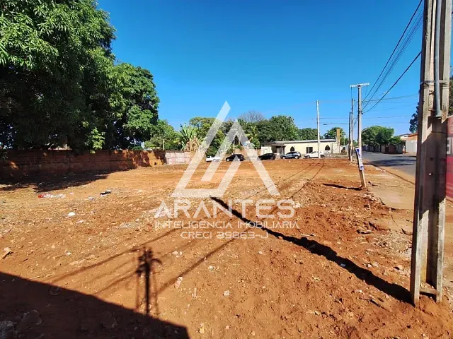 Terreno com 297m², à venda, no bairro São Francisco em Barretos