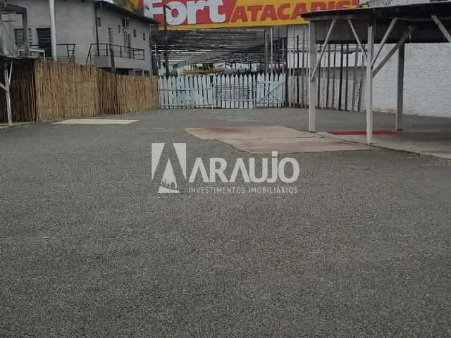 Terreno com 798m², à venda, no bairro Centro em Itajaí