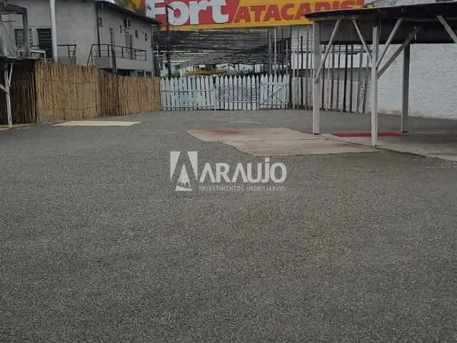 Terreno com 798m², à venda, no bairro Centro em Itajaí
