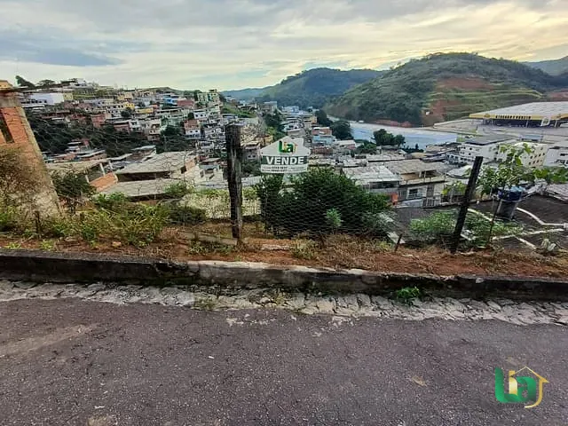 Terreno com 150m², à venda, no bairro Gaspar em Muriaé