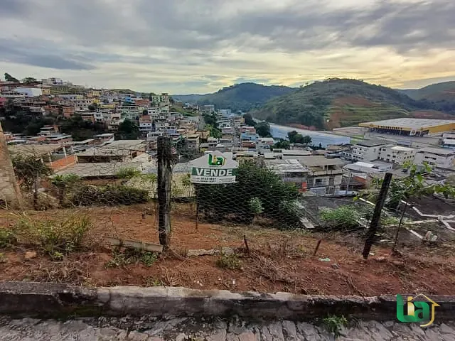 Terreno com 150m², à venda, no bairro Gaspar em Muriaé