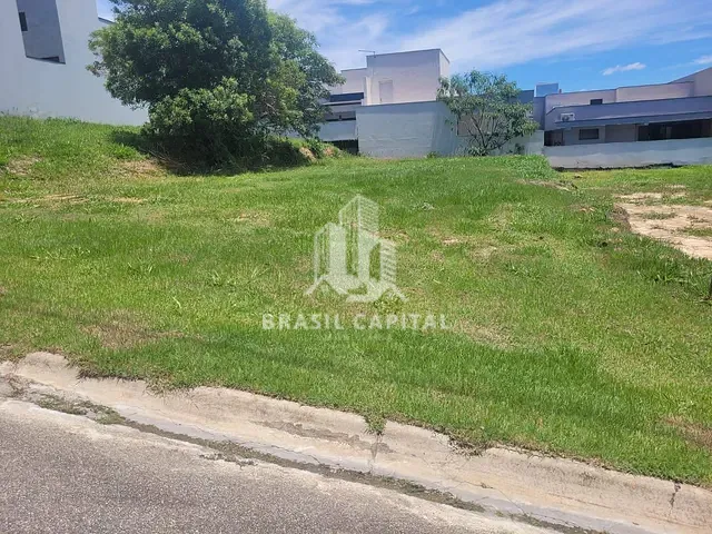 Terreno com 250m², à venda, no bairro Cajuru do Sul em Sorocaba