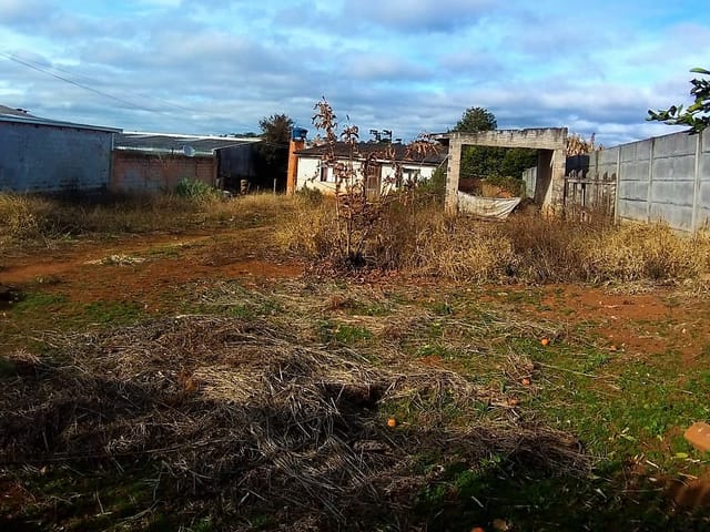 Terreno com 512m², à venda, no bairro Oficinas em Ponta Grossa