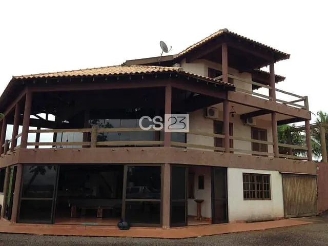 Chácara com 4700m² 4 quartos e 3 banheiros, à venda, no bairro Porecatu em Porecatu