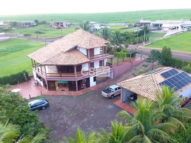 Chácara com 4700m² 4 quartos e 3 banheiros, à venda, no bairro Porecatu em Porecatu