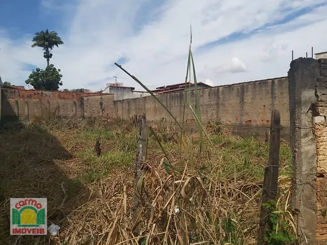 Terreno com 425m², à venda, no bairro Andracel Center em Anápolis