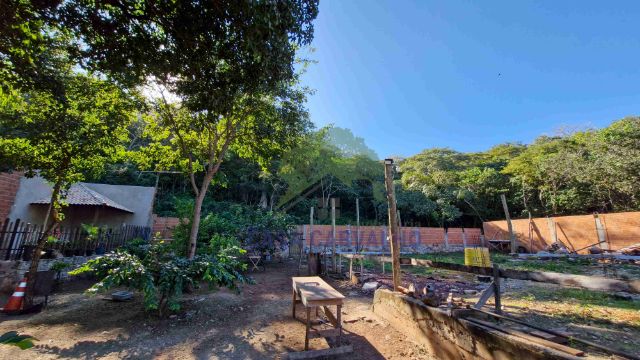 Terreno com 2300m², à venda, no bairro Jardim dos Estados em Corumbá