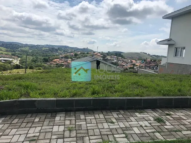 Terreno à venda, no bairro Jardim Bela Vista em São José dos Campos
