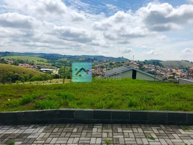 Terreno à venda, no bairro Jardim Bela Vista em São José dos Campos