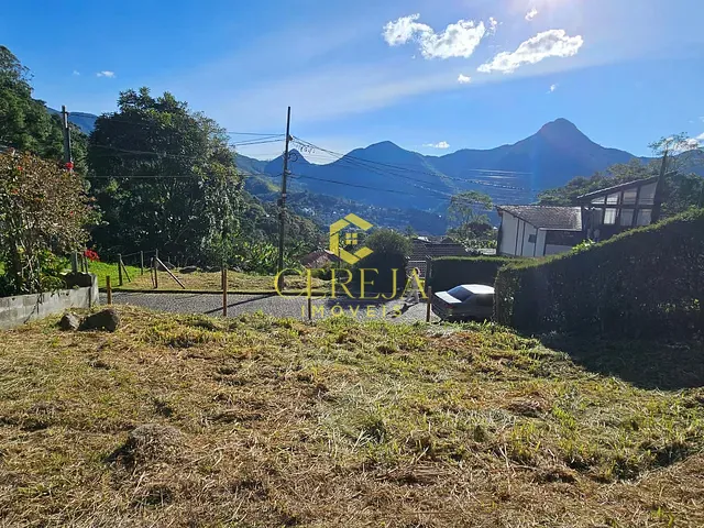 Terreno com 384m², à venda, no bairro Cônego em Nova Friburgo