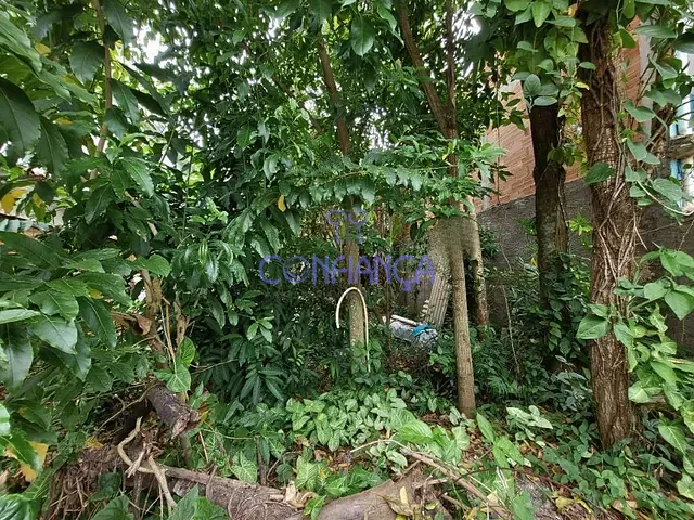 Terreno com 176m², à venda, no bairro Campo Grande em Rio de Janeiro