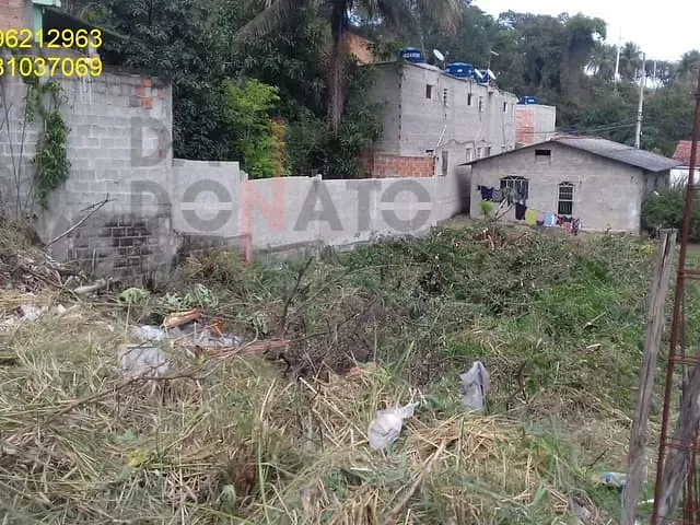 Terreno com 360m², à venda, no bairro Guaratiba em Rio de Janeiro