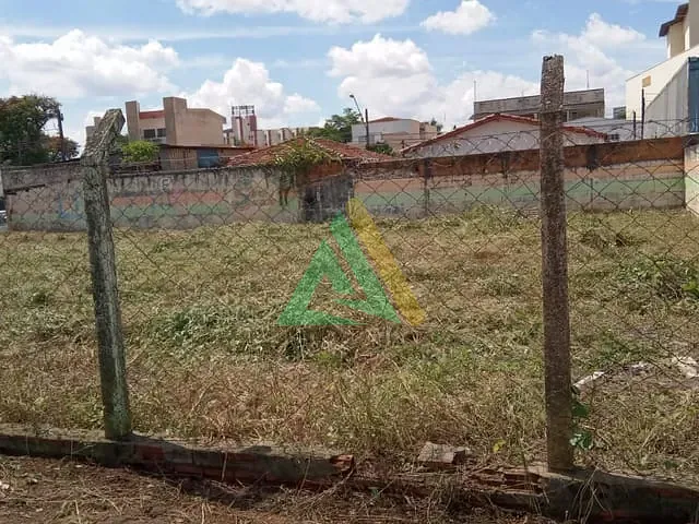 Terreno com 418m², à venda, no bairro Vila Júlia em Mogi Guaçu