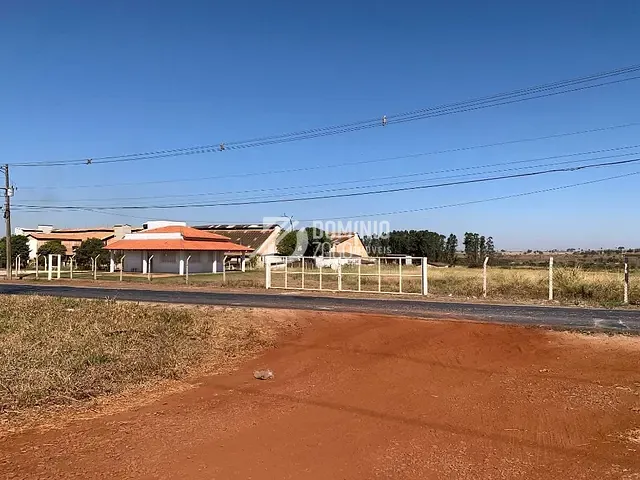 Terreno com 33000m², à venda ou para alugar, no bairro Distrito Industrial III em Uberaba
