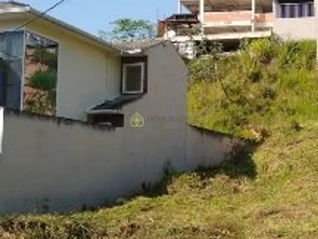 Terreno com 476m², à venda, no bairro Jardim Belvedere em Volta Redonda