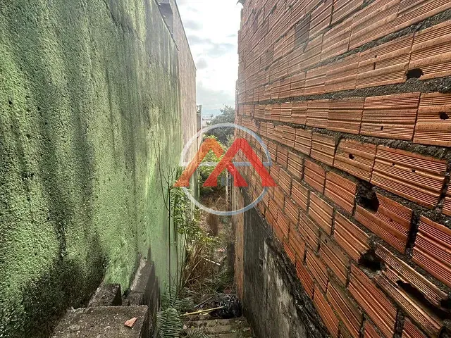 Terreno com 120m², à venda, no bairro Parque Santa Madalena em São Paulo
