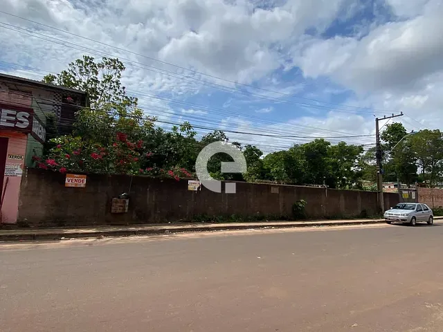 Terreno com 2128m², à venda, no bairro Maracanã em Santarém