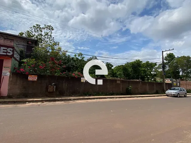 Terreno com 2128m², à venda, no bairro Maracanã em Santarém