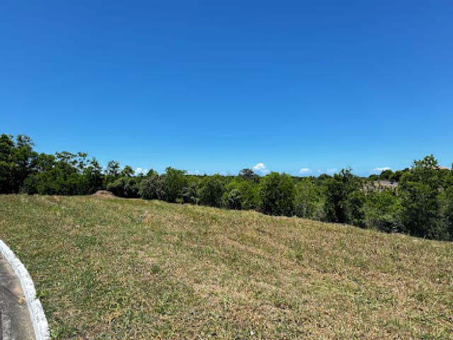 Terreno com 668m², à venda, no bairro Manguinhos em Serra