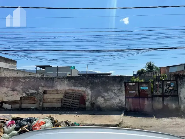 Terreno com 720m², à venda, no bairro Engenho Pequeno em Nova Iguaçu