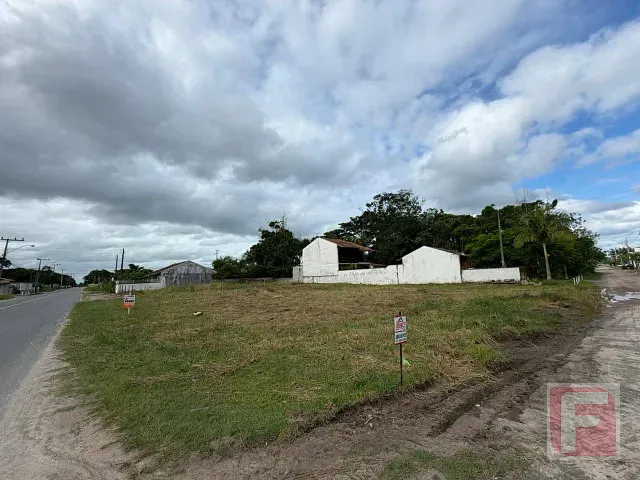 Terreno com 725m², à venda, no bairro Pontal do Norte em Itapoá