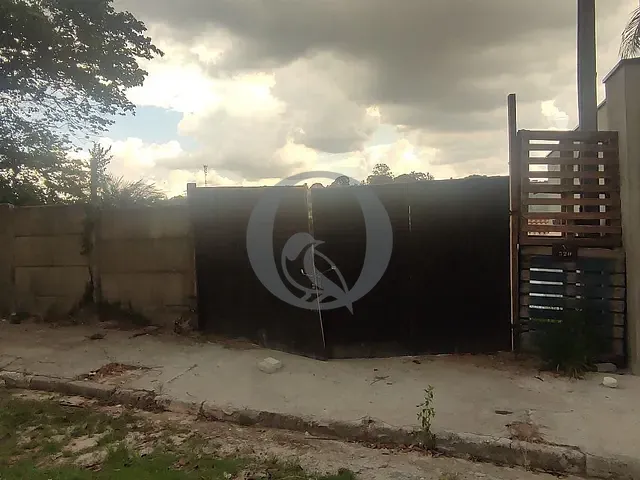 Terreno com 658m², à venda, no bairro Jardim Shangri-Lá em Atibaia