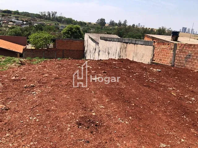 Terreno com 250m², à venda, no bairro Colinas em Londrina