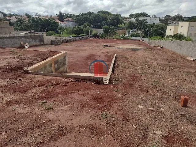 Terreno com 1000m², à venda ou para alugar, no bairro Vila Biasi em Americana