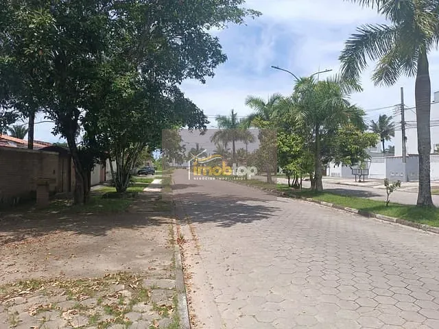 Terreno com 500m², à venda, no bairro Praia das Palmeiras em Caraguatatuba