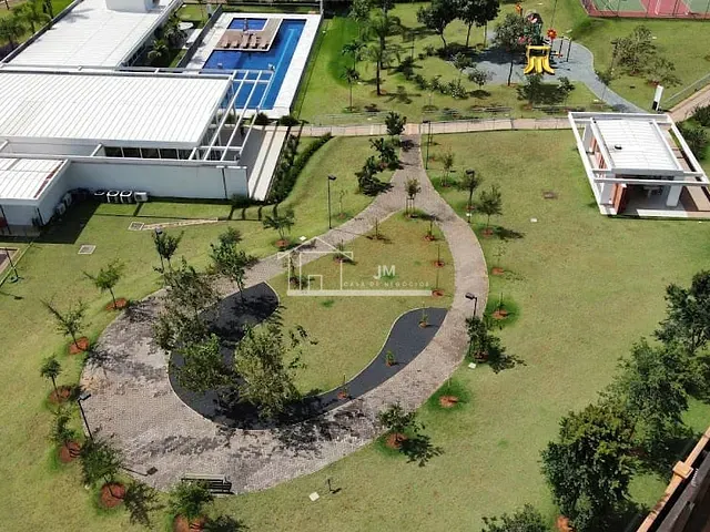 Terreno com 555m², à venda, no bairro Granja Marileusa em Uberlândia
