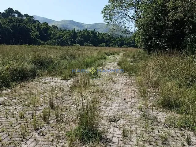 Terreno com 5431m², à venda, no bairro Xerém em Duque de Caxias