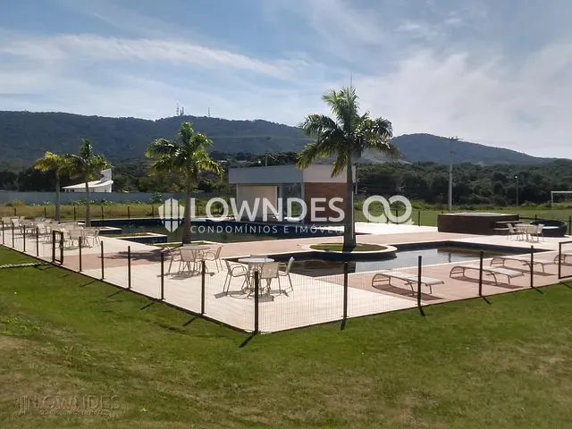 Terreno com 450m², à venda, no bairro Jardim Arco Íris em São Pedro Da Aldeia