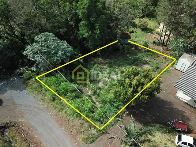 Terreno com 450m², à venda, no bairro Estados em Concórdia