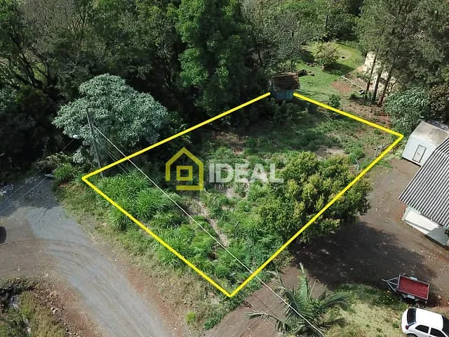 Terreno com 450m², à venda, no bairro Estados em Concórdia