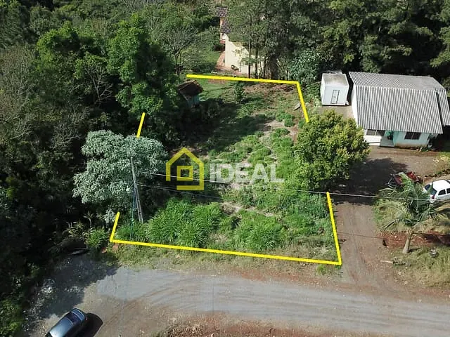 Terreno com 450m², à venda, no bairro Estados em Concórdia