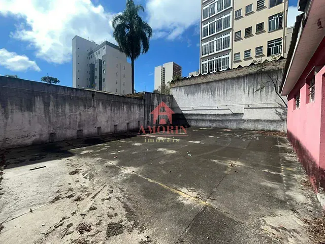 Terreno com 615m², à venda, no bairro Centro em Curitiba