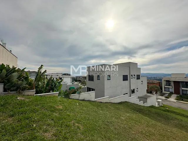 Terreno com 500m², à venda, no bairro Alphaville em Santana de Parnaíba