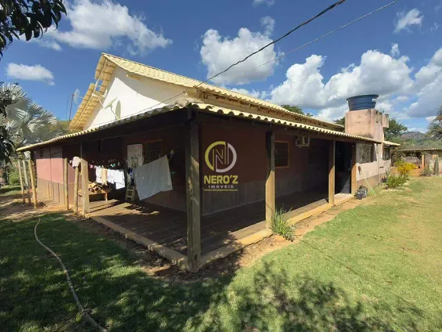 Fazenda com 303611m² 4 quartos e 3 banheiros, à venda, no bairro Zona Rural em Dom Cavati