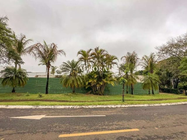 Terreno com 575m², à venda, no bairro Esperança em Londrina