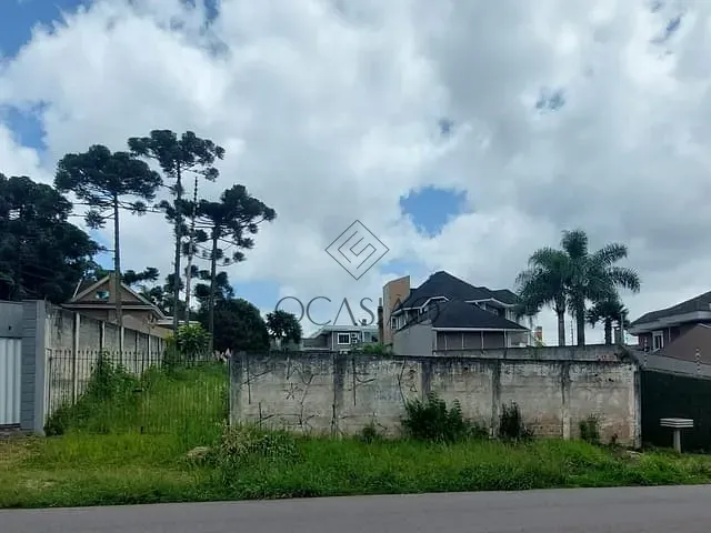 Terreno com 863m², à venda, no bairro Cascatinha em Curitiba